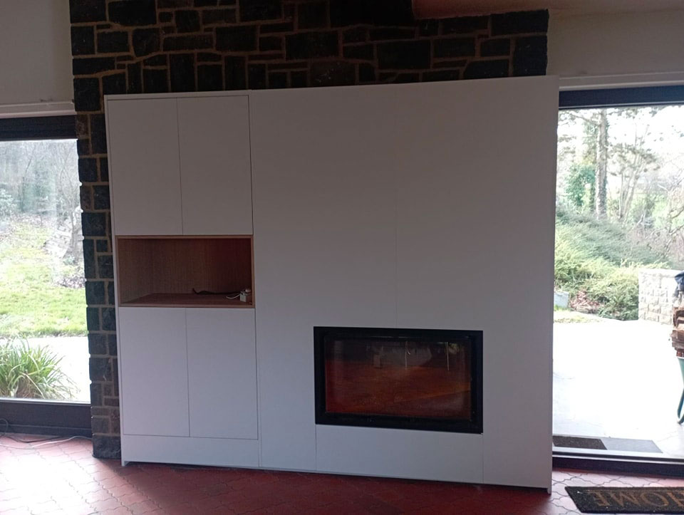 HABILLAGE-CHEMINEE---MDF-laque---chene-